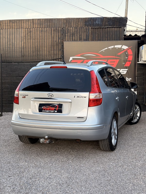 I30 CW 2.0 MPFI 16V GASOLINA 4P MANUAL - 2011 - CAXIAS DO SUL