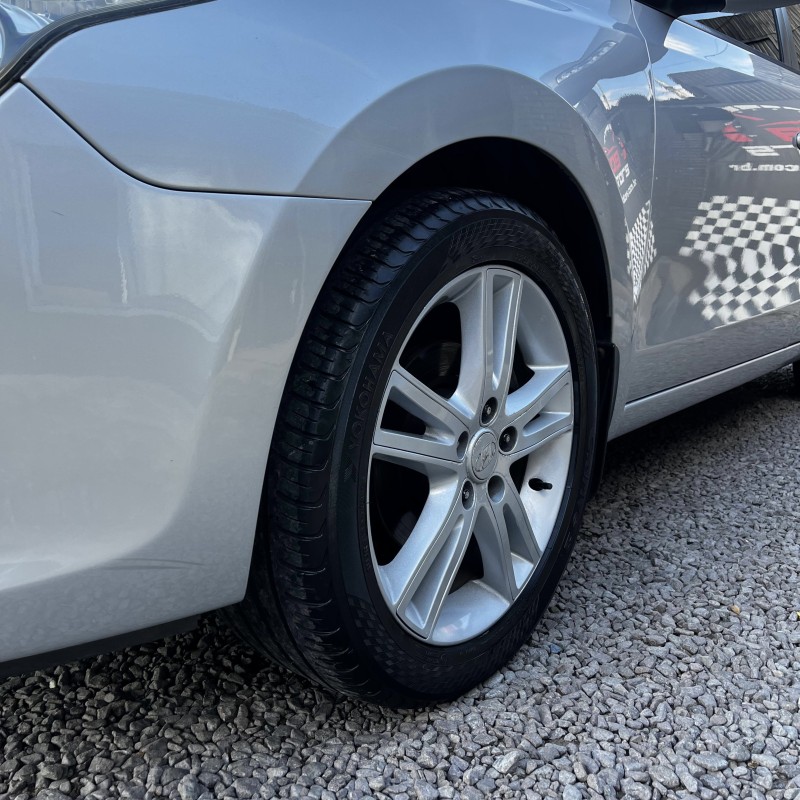 I30 CW 2.0 MPFI 16V GASOLINA 4P MANUAL - 2011 - CAXIAS DO SUL
