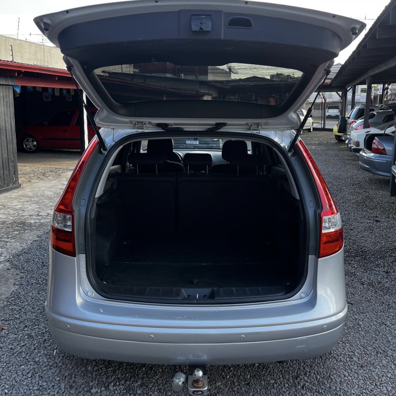 I30 CW 2.0 MPFI 16V GASOLINA 4P MANUAL - 2011 - CAXIAS DO SUL