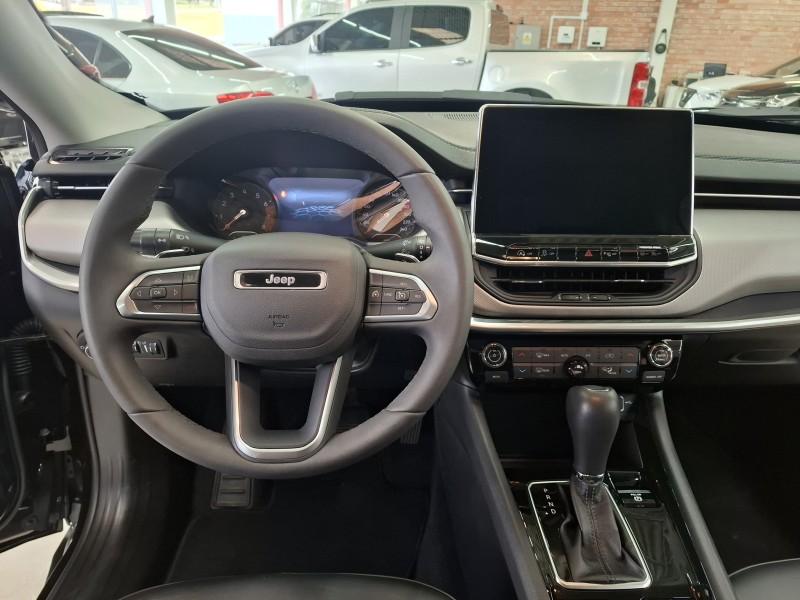 COMPASS 1.3 LONGITUDE T270 16V TURBO 4X2 FLEX 4P AUTOMÁTICO - 2023 - FARROUPILHA