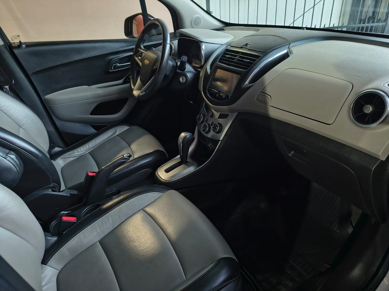 TRACKER 1.8 MPFI LTZ 4X2 16V FLEX 4P AUTOMÁTICO - 2014 - CAXIAS DO SUL