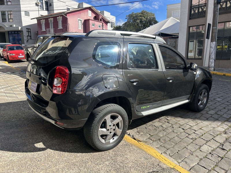 DUSTER 1.6 DYNAMIQUE 4X2 16V FLEX 4P MANUAL - 2014 - GARIBALDI