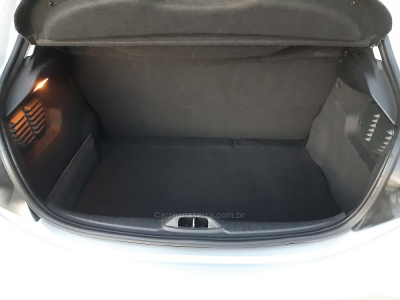 208 1.5 ACTIVE 8V FLEX 4P MANUAL - 2014 - BENTO GONçALVES