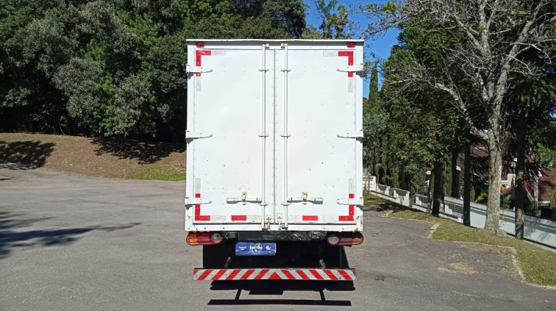 HR 2.5 LONGO BAÚ 4X2 16V 130CV TURBO INTERCOOLER DIESEL 2P MANUAL - 2010 - FARROUPILHA