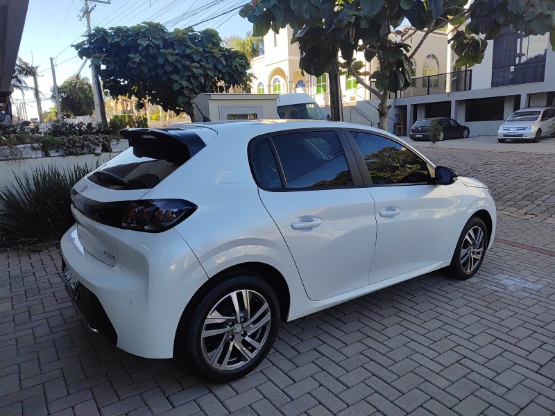 208 1.6 GRIFFE 16V FLEX 4P AUTOMÁTICO - 2022 - LAJEADO