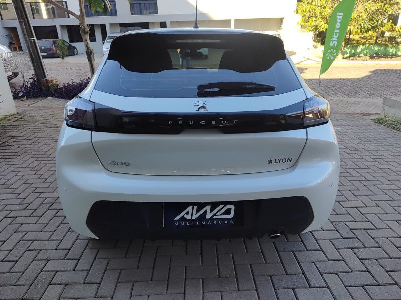 208 1.6 GRIFFE 16V FLEX 4P AUTOMÁTICO - 2022 - LAJEADO