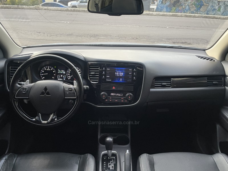 OUTLANDER 2.0 16V GASOLINA 4P AUTOMÁTICO - 2016 - CAXIAS DO SUL