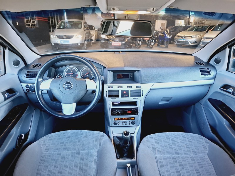 VECTRA 2.0 MPFI ELEGANCE 8V FLEX 4P MANUAL - 2006 - CAXIAS DO SUL