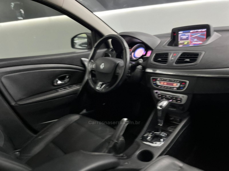 FLUENCE 2.0 DYNAMIQUE PLUS 16V FLEX 4P AUTOMÁTICO - 2015 - NOVO HAMBURGO