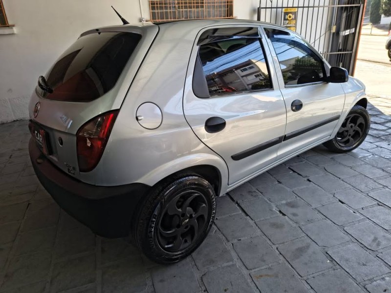 CELTA 1.0 MPFI LIFE 8V FLEX 4P MANUAL - 2010 - CAXIAS DO SUL