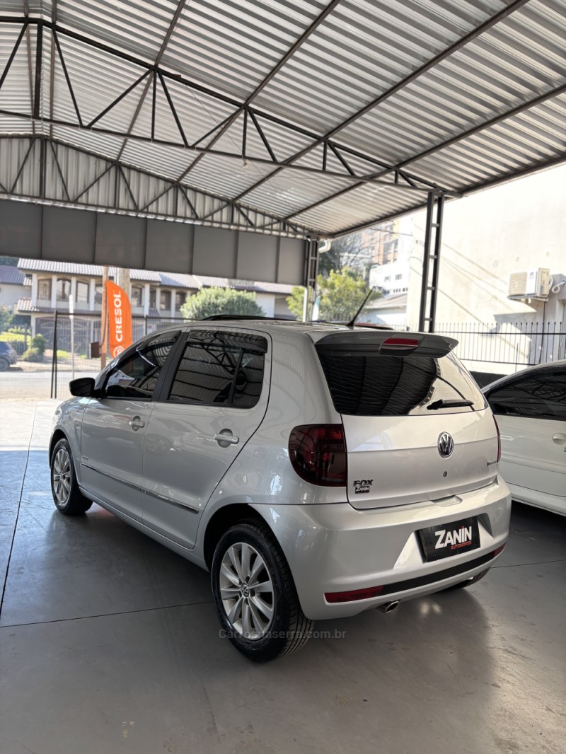 FOX 1.6 MI PRIME 8V FLEX 4P AUTOMATIZADO - 2011 - SANANDUVA
