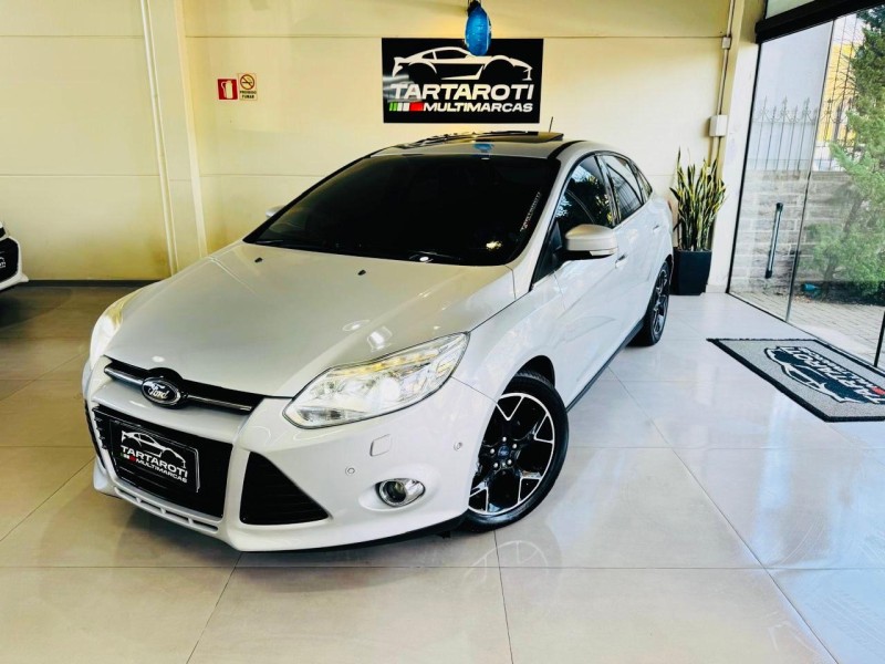FOCUS 2.0 TITANIUM PLUS FASTBACK 16V FLEX 4P AUTOMÁTICO - 2014 - CAXIAS DO SUL