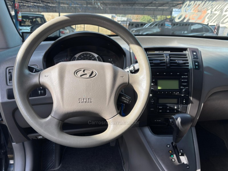 TUCSON 2.0 MPFI GLS 16V 143CV 2WD FLEX 4P AUTOMÁTICO - 2012 - CANELA
