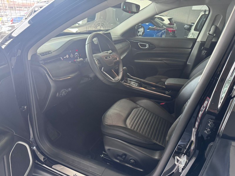 COMMANDER 1.3 LIMITED T270 16V 4X2 TURBO FLEX 4P AUTOMÁTICO - 2024 - CAXIAS DO SUL