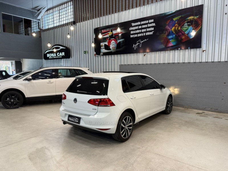 GOLF 1.6 MSI COMFORTLINE 16V TOTAL FLEX 4P TIPTRONIC - 2016 - CAXIAS DO SUL