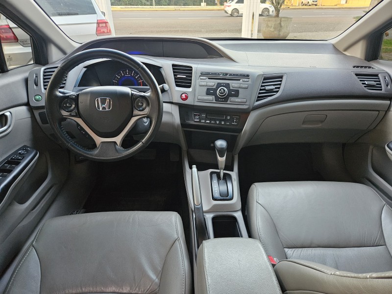 CIVIC 1.8 LXS 16V FLEX 4P AUTOMÁTICO - 2014 - BOM PRINCíPIO