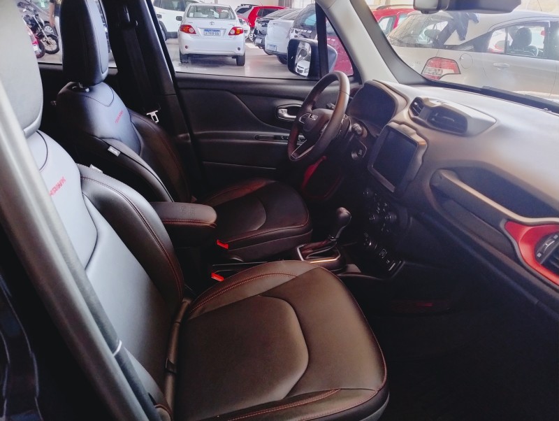 RENEGADE 1.3 TRAILHAWK T270 16V TURBO FLEX 4X4 4P AUTOMÁTICO - 2023 - SãO SEBASTIãO DO CAí