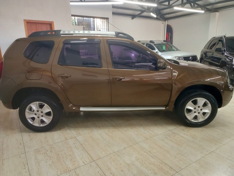 DUSTER 1.6 DYNAMIQUE 4X2 16V FLEX 4P MANUAL - 2016 - CAXIAS DO SUL