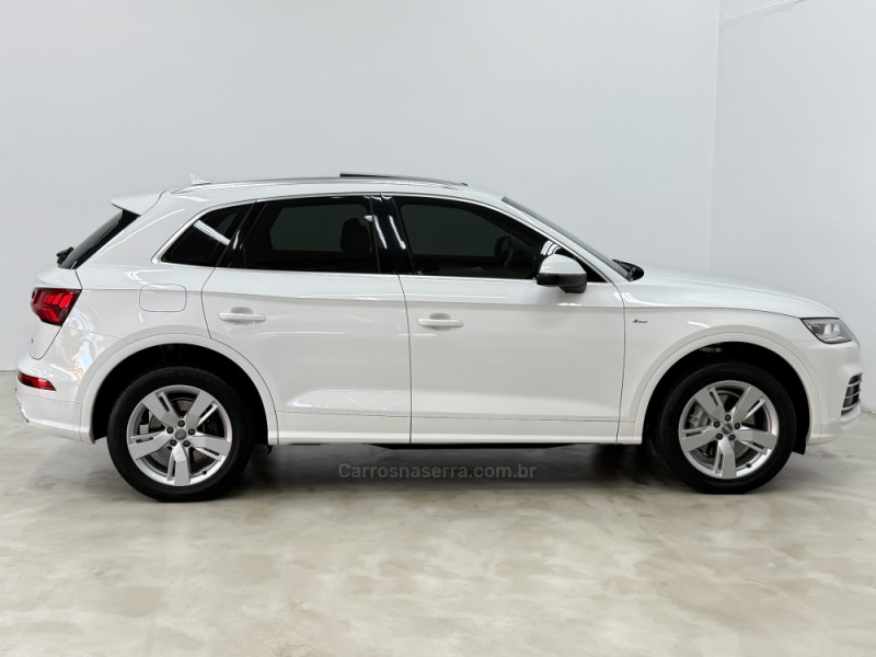 Q5 2.0 TFSI S-LINE S TRONIC 16V GASOLINA 4P AUTOMÁTICO - 2020 - CAXIAS DO SUL