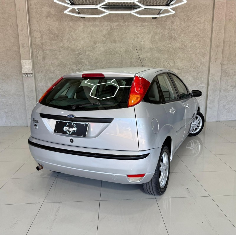 FOCUS 1.6 SE 16V FLEX 4P MANUAL - 2005 - CAXIAS DO SUL