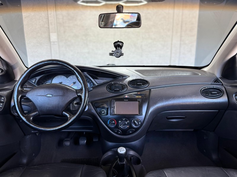 FOCUS 1.6 SE 16V FLEX 4P MANUAL - 2005 - CAXIAS DO SUL