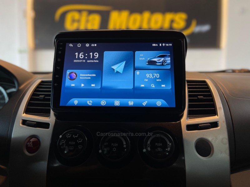 PAJERO 3.5 HPE 4X4 7 LUGARES V6 24V FLEX 4P AUTOMÁTICO - 2016 - SãO LEOPOLDO