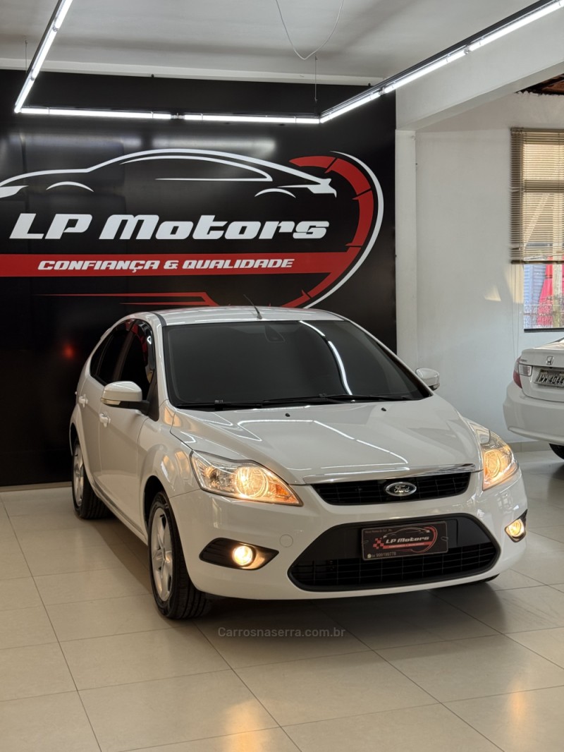 FOCUS 2.0 GLX 16V FLEX 4P MANUAL - 2013 - FARROUPILHA