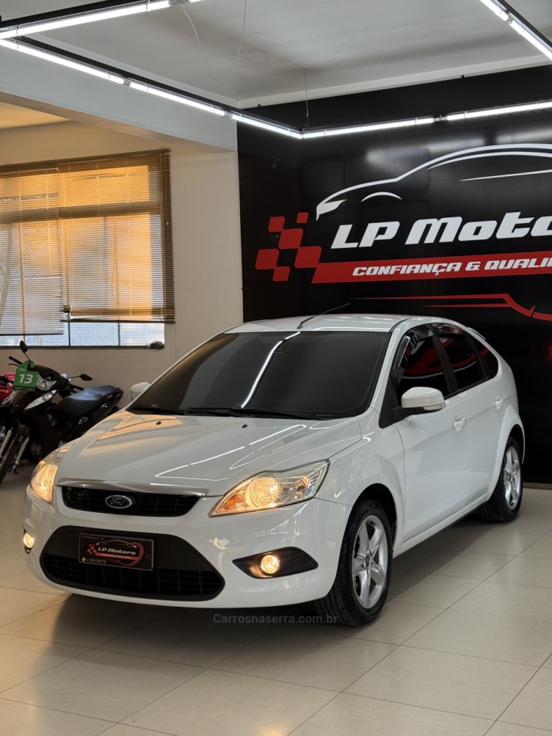FOCUS 2.0 GLX 16V FLEX 4P MANUAL