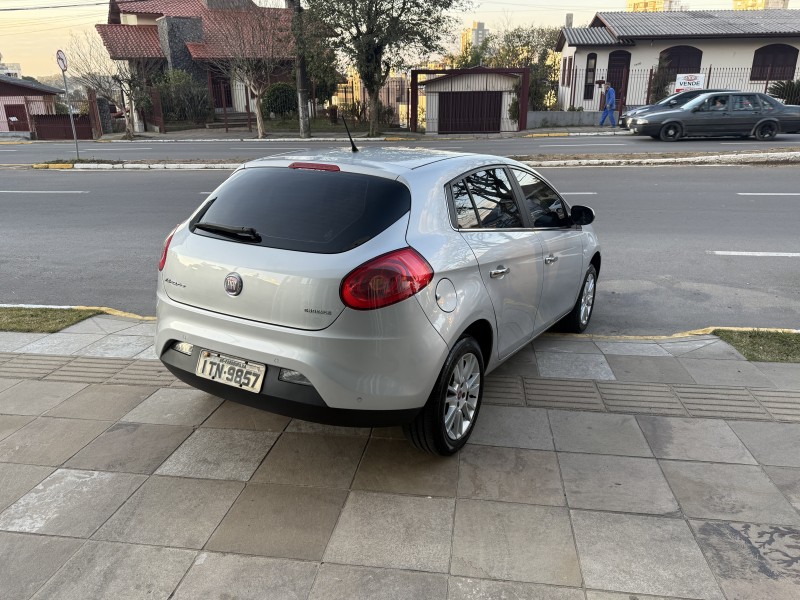 BRAVO 1.8 ESSENCE 16V FLEX 4P MANUAL - 2013 - FARROUPILHA
