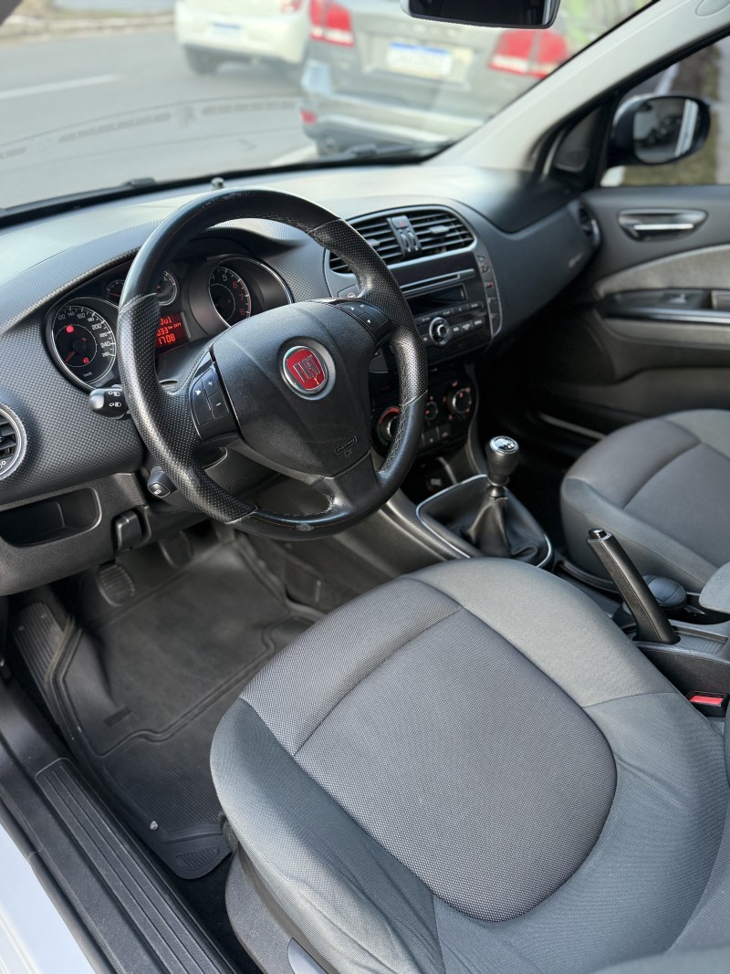 BRAVO 1.8 ESSENCE 16V FLEX 4P MANUAL - 2013 - FARROUPILHA