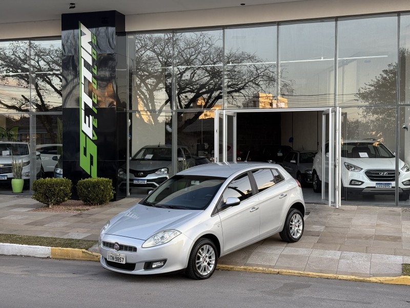 bravo 1.8 essence 16v flex 4p manual 2013 farroupilha