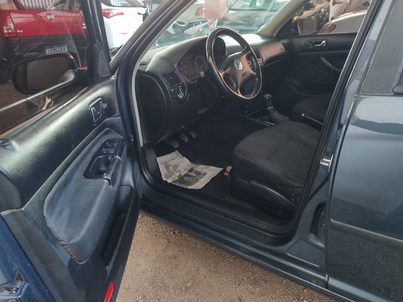 GOLF 1.6 SR GASOLINA 4P MANUAL - 2001 - CAXIAS DO SUL