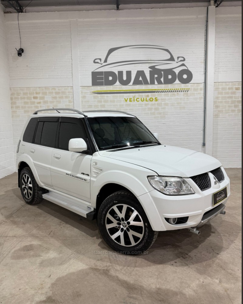 PAJERO TR4 2.0 4X4 16V 131CV GASOLINA 4P AUTOMÁTICO - 2015 - ARROIO DO MEIO