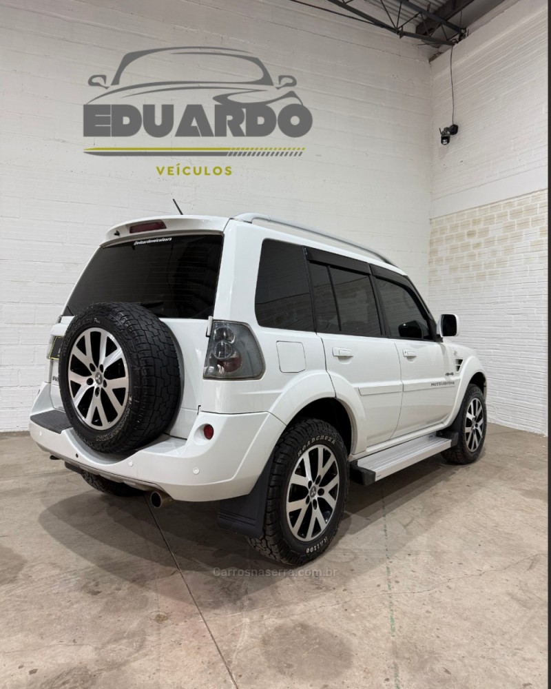 PAJERO TR4 2.0 4X4 16V 131CV GASOLINA 4P AUTOMÁTICO - 2015 - ARROIO DO MEIO