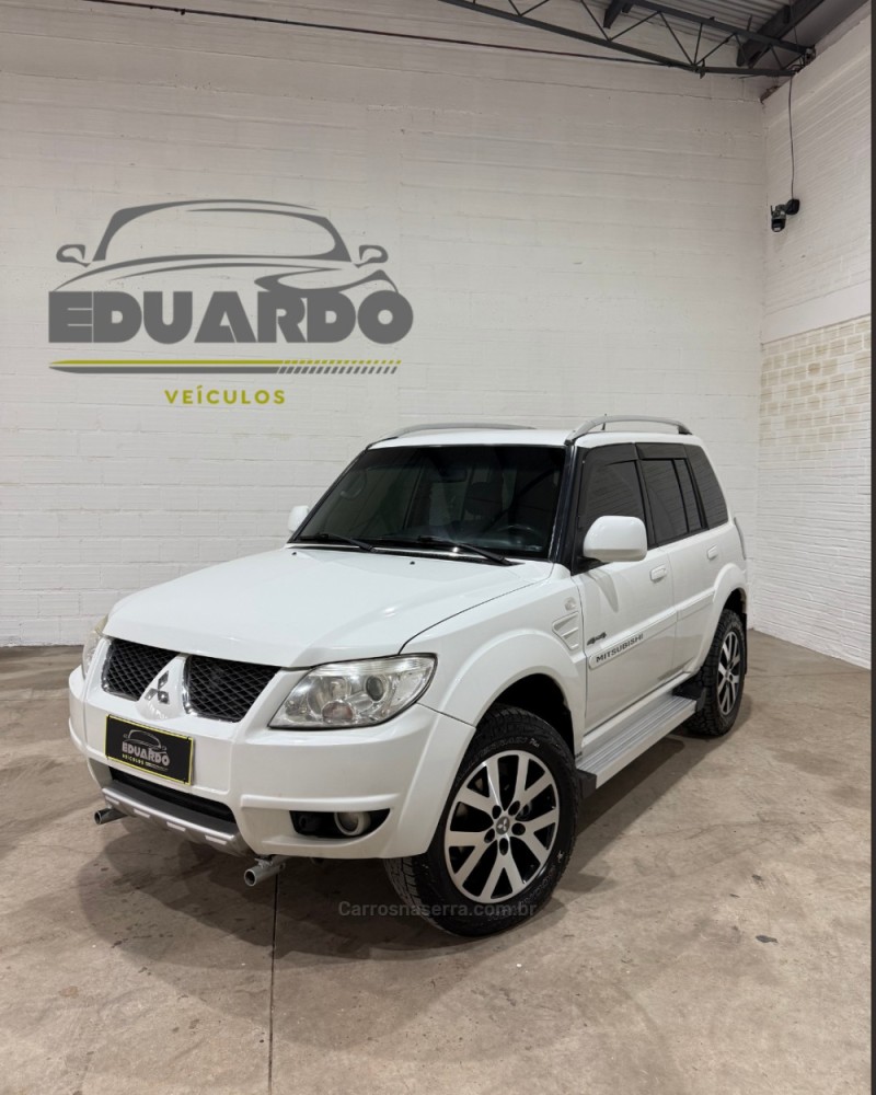 pajero tr4 2.0 4x4 16v 131cv gasolina 4p automatico 2015 arroio do meio