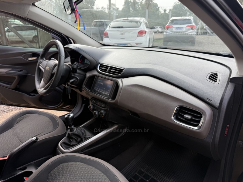 PRISMA 1.0 MPFI LT 8V FLEX 4P MANUAL - 2015 - ARROIO DO MEIO