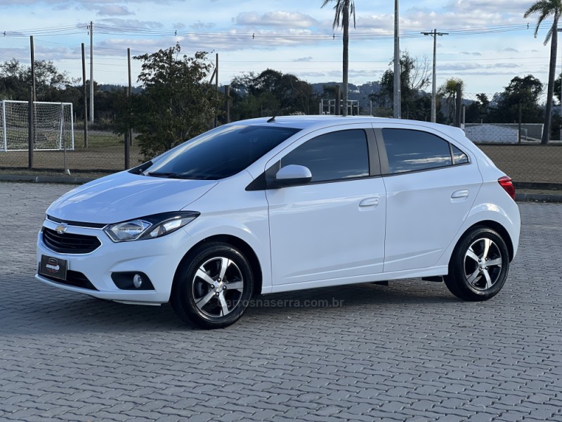 ONIX 1.4 MPFI LTZ 8V FLEX 4P MANUAL - 2017 - ANTôNIO PRADO
