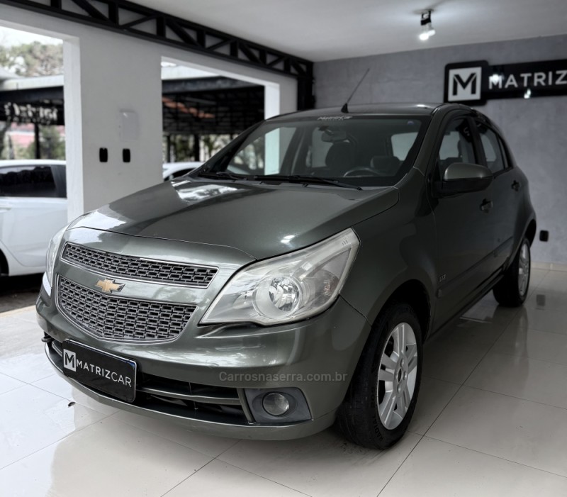 AGILE 1.4 MPFI LTZ 8V FLEX 4P MANUAL - 2011 - CANELA