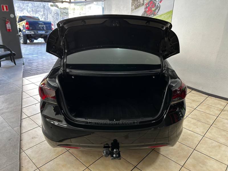 ELANTRA 1.8 GLS 16V GASOLINA 4P AUTOMÁTICO - 2013 - CAXIAS DO SUL