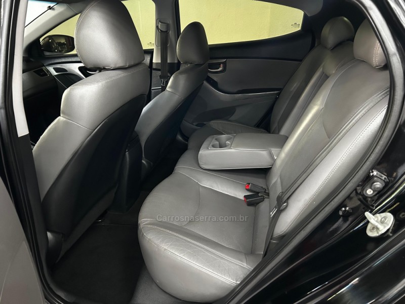 ELANTRA 1.8 GLS 16V GASOLINA 4P AUTOMÁTICO - 2013 - CAXIAS DO SUL
