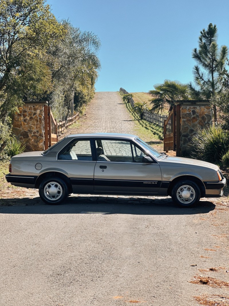 MONZA 1.8 SL/E 8V GASOLINA 2P MANUAL - 1990 - CAXIAS DO SUL
