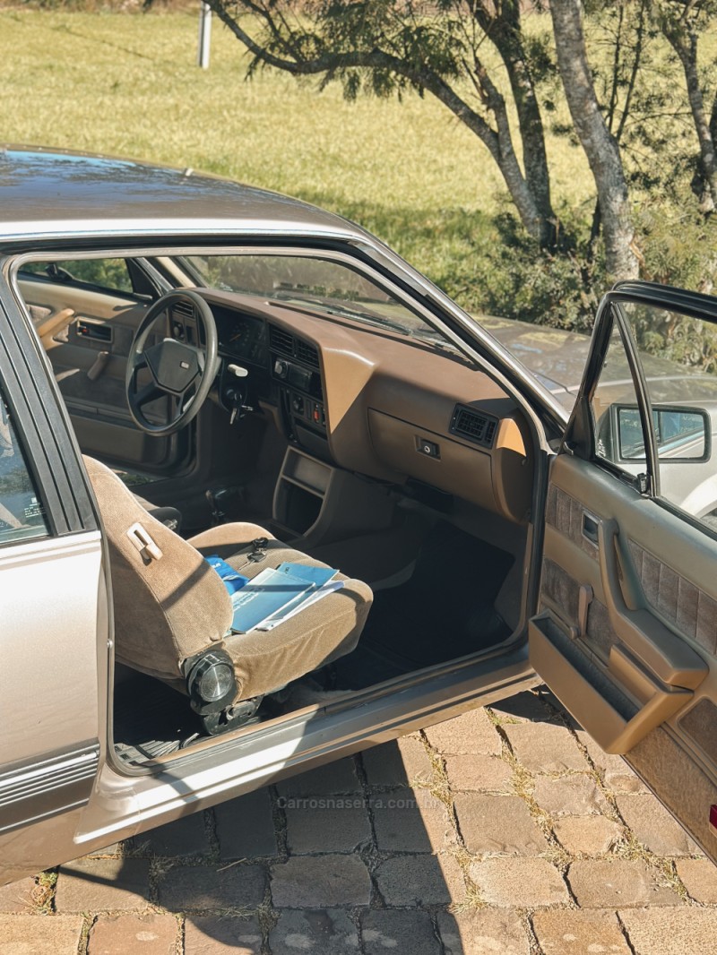 MONZA 1.8 SL/E 8V GASOLINA 2P MANUAL - 1990 - CAXIAS DO SUL