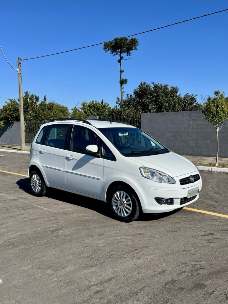 IDEA 1.4 MPI ATTRACTIVE 8V FLEX 4P MANUAL - 2012 - CARLOS BARBOSA