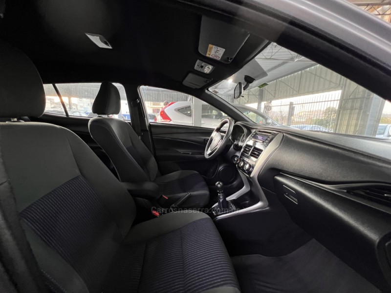 YARIS 1.3 XL LIVE 16V FLEX 4P MANUAL - 2020 - BOM PRINCíPIO
