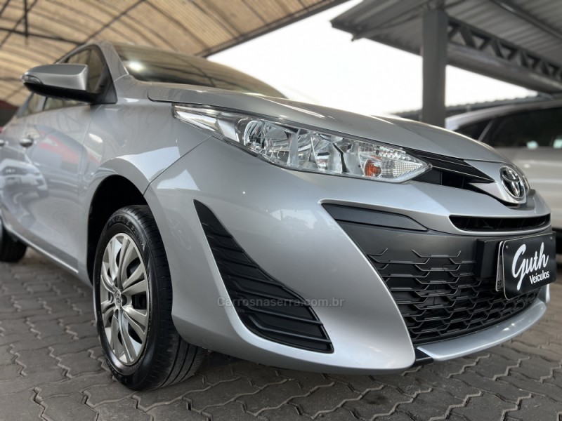 YARIS 1.3 XL LIVE 16V FLEX 4P MANUAL - 2020 - BOM PRINCíPIO