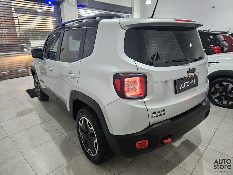 RENEGADE 2.0 16V TURBO DIESEL TRAILHAWK 4P 4X4 AUTOMÁTICO - 2016 - CAXIAS DO SUL