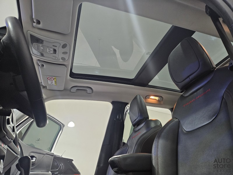 RENEGADE 2.0 16V TURBO DIESEL TRAILHAWK 4P 4X4 AUTOMÁTICO - 2016 - CAXIAS DO SUL