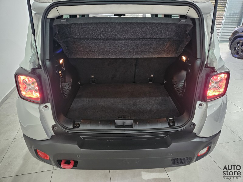 RENEGADE 2.0 16V TURBO DIESEL TRAILHAWK 4P 4X4 AUTOMÁTICO - 2016 - CAXIAS DO SUL