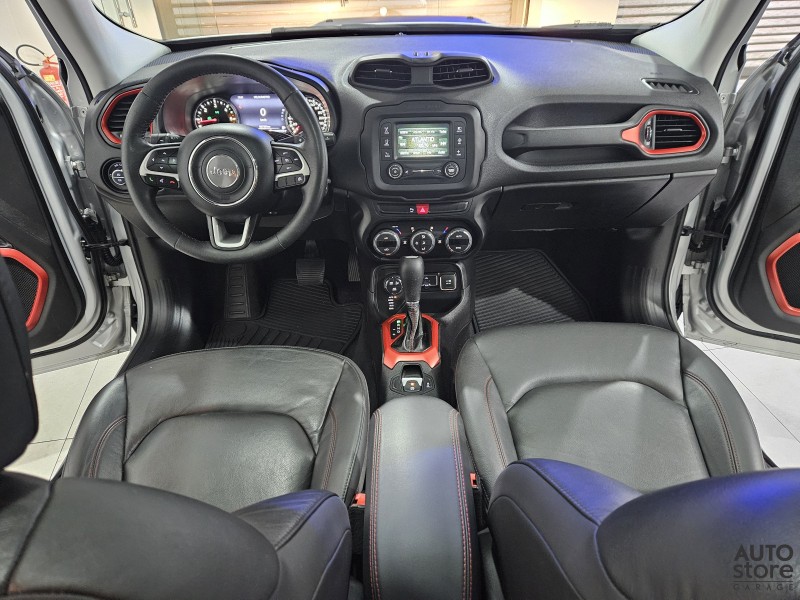 RENEGADE 2.0 16V TURBO DIESEL TRAILHAWK 4P 4X4 AUTOMÁTICO - 2016 - CAXIAS DO SUL