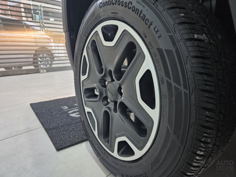 RENEGADE 2.0 16V TURBO DIESEL TRAILHAWK 4P 4X4 AUTOMÁTICO - 2016 - CAXIAS DO SUL